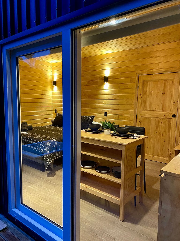 Container con tina temperada