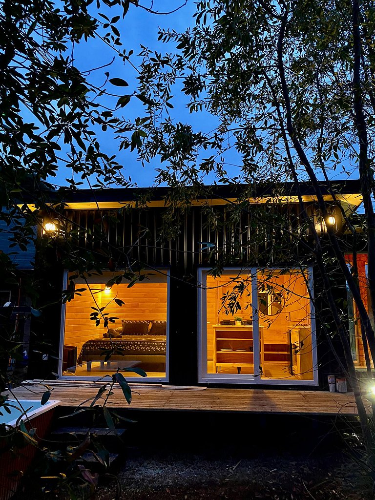 Container con tina temperada