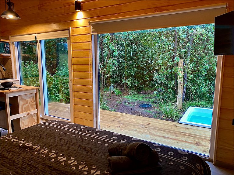 Container con tina temperada