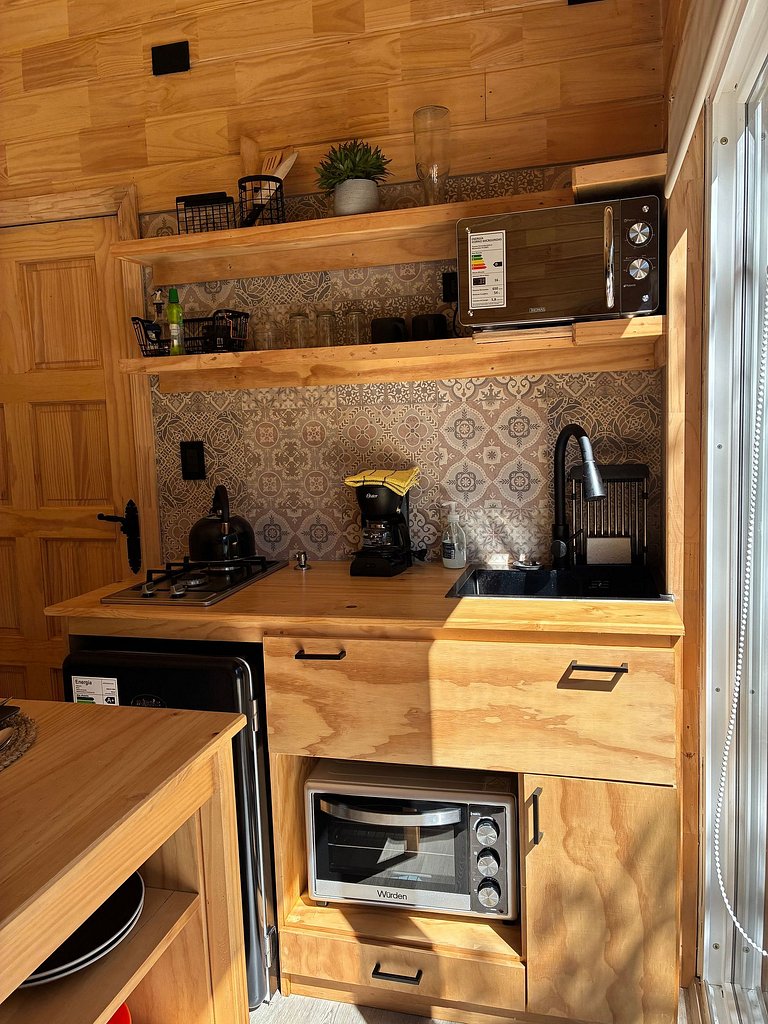 Container con tina temperada